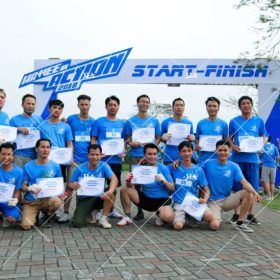 Không chỉ đem đến sự hài lòng trong từng bộ đồng phục công ty mà thời trang Hải Anh còn cung cấp nhiều dịch vụ cao cấp đến khách hàng: in, thêu áo đồng phục,...