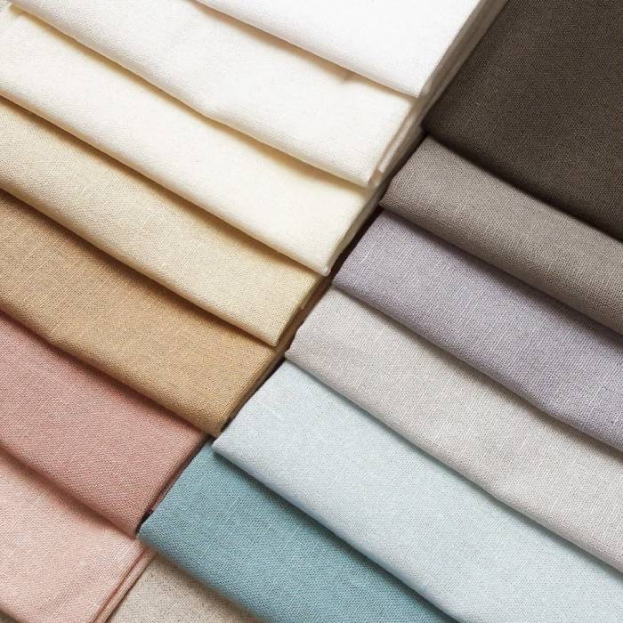 Lựa chọn vải áo sơ mi thoáng mát và màu sắc nhã nhặn