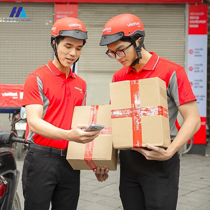 Lịch sự và trang nhã với mẫu áo polo đồng phục Viettel Post pha phối