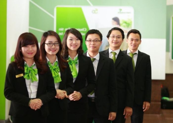 Lịch thiệp và đẳng cấp với mẫu áo vest đồng phục ngân hàng Vietcombank