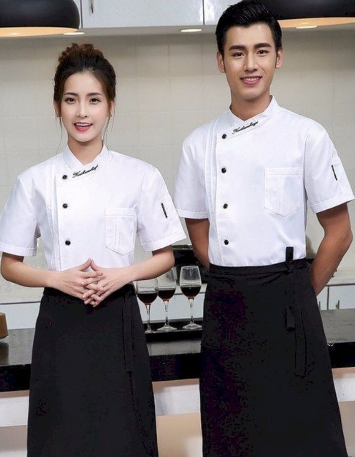 Trang phục tạp dề dành riêng cho đầu bếp khách sạn chuyên nghiệp