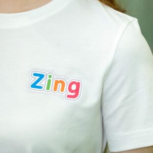 Thời trang đồng phục công ty áo thun trắng Zing New