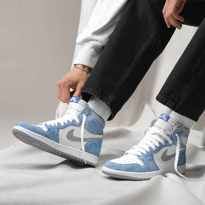 Mẫy sneaker Nike Air Jordan 1 được các bạn trẻ đặc biệt yêu thích