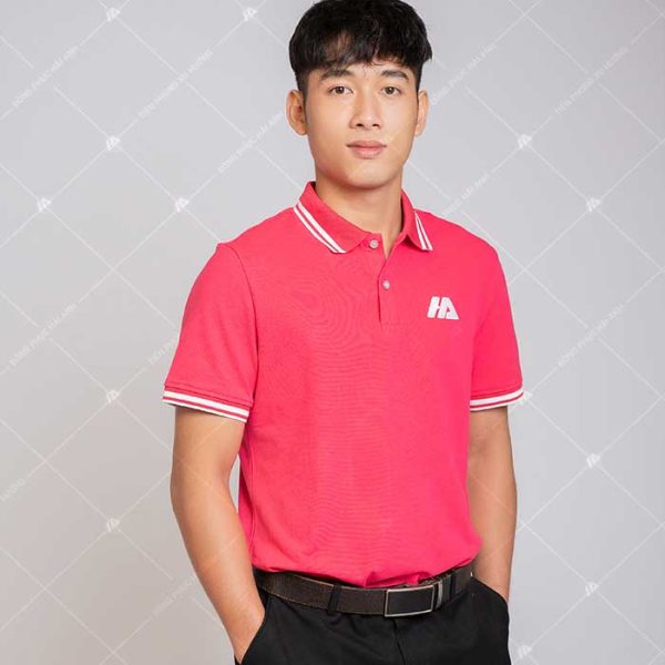 Trang phục áo polo cổ đức hồng viền cổ trắng