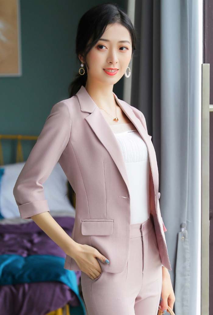 Bộ suit vest mang đậm chất thời trang công sở dành cho phái đẹp thích màu pastel nhẹ nhàng