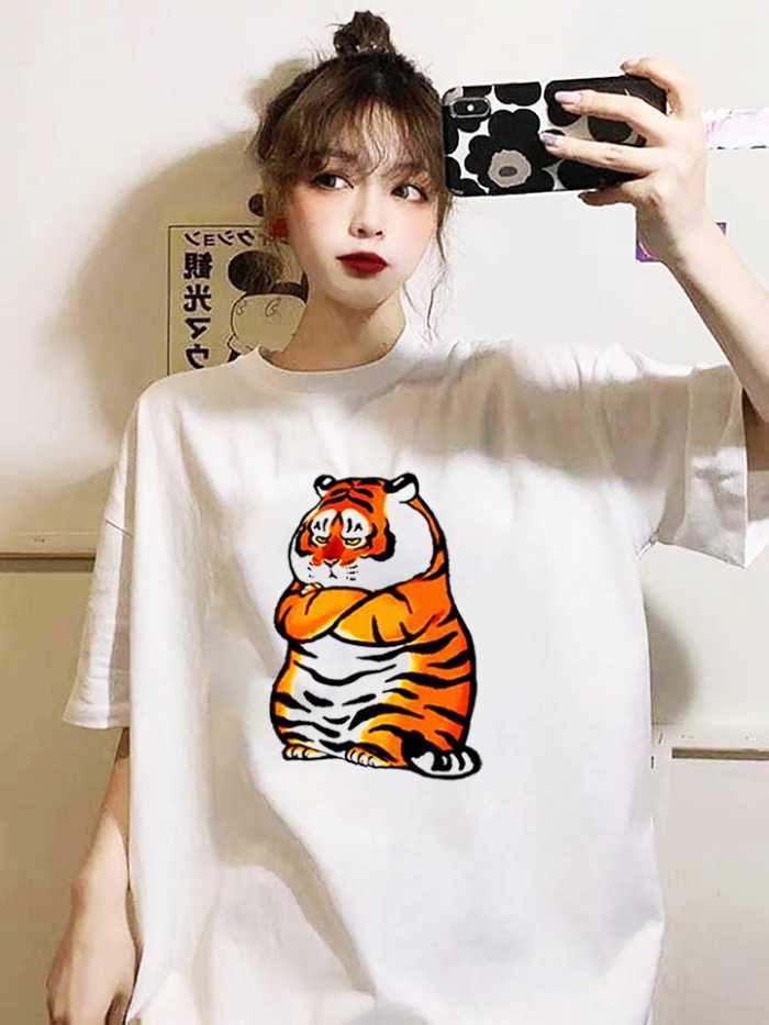 Áo phông trắng basic in hình con hổ dễ mặc và mix đồ