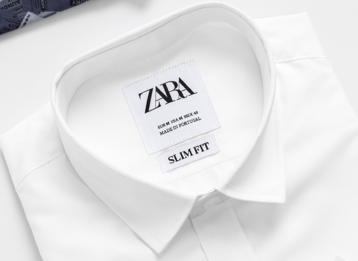 Áo sơ mi trắng đồng phục công sở hiệu Zara được thiết kế theo kiểu dáng Slim-fit