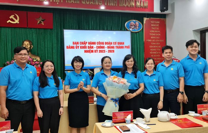 Áo polo công đoàn thành phố Hồ Chí Minh