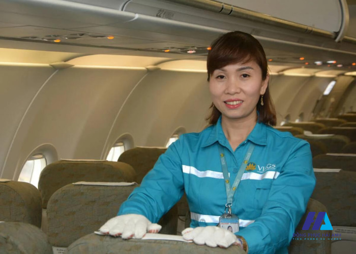 Mẫu đồng phục cho nhân viên vệ sinh tại Vietnam Airlines