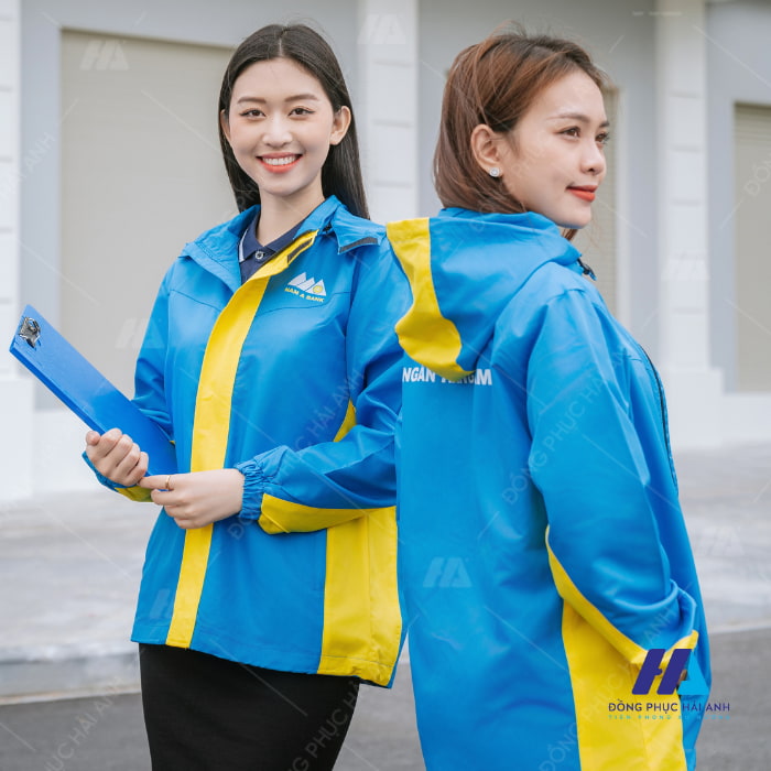 Thiết kế tiện ích và đa dụng của mẫu áo khoác đồng phục Nam Á Bank