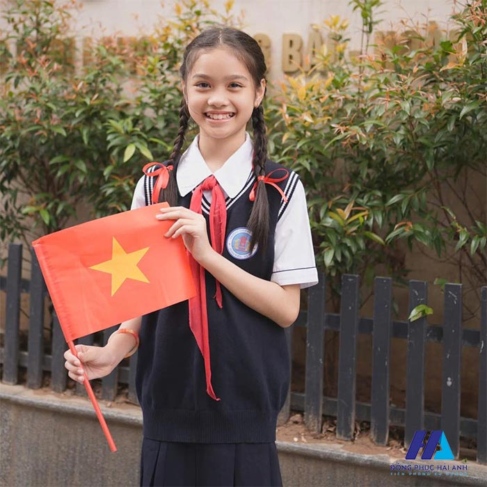 Khám phá các mẫu áo đồng phục trường Ngô Sĩ Liên