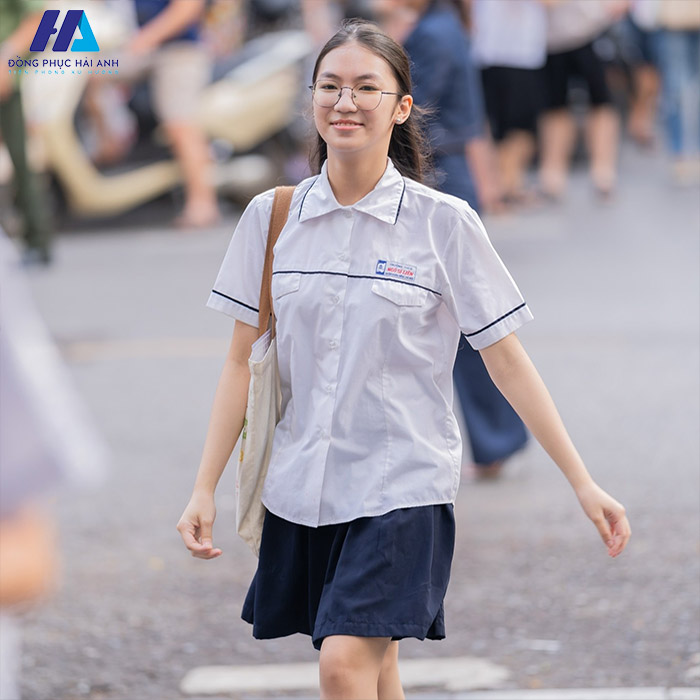 Mẫu đồng phục sơ mi trắng học sinh trung học cơ sở