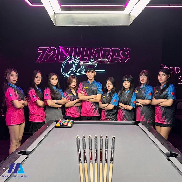 Mẫu áo đồng phục 72 Billiards Club nổi bật và bắt mắt 