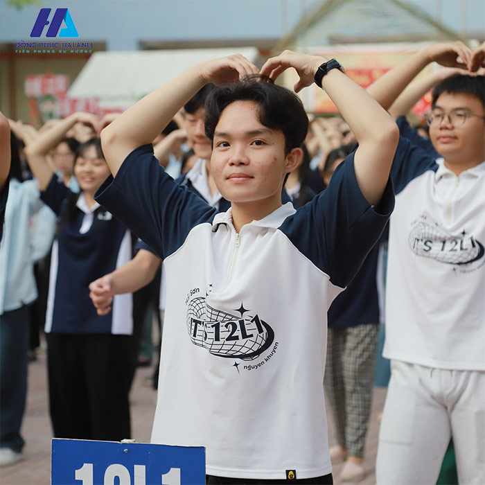 Đồng phục nhóm nhảy trẻ trung và năng động