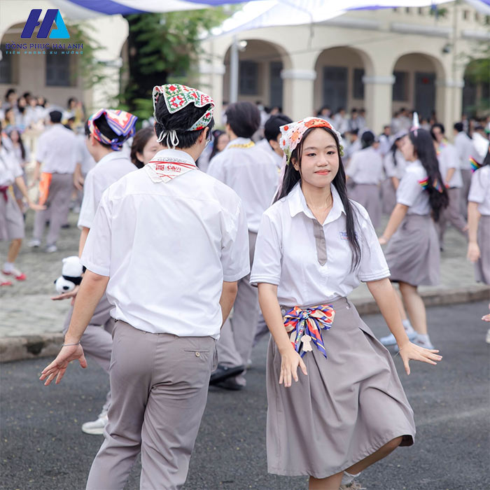 Đồng phục Trường Lê Hồng Phong đơn giản mà tinh tế