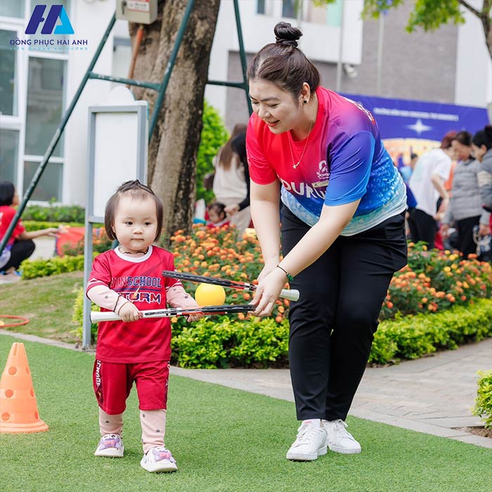 May trang phục giáo viên mầm non Vinschool tại Hải Anh đảm bảo uy tín chất lượng
