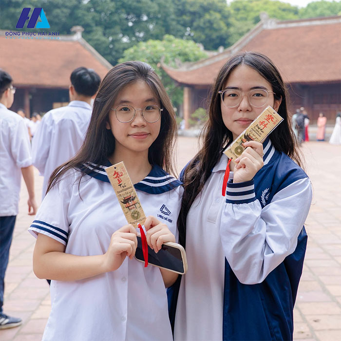 Áo đồng phục Lương Thế Vinh có thiết kế độc đáo và đẹp mắt