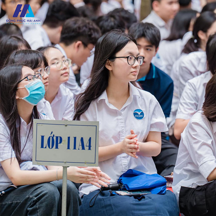 Trường THPT Chuyên ngoại ngữ là trường học khá lâu đời và nổi tiếng