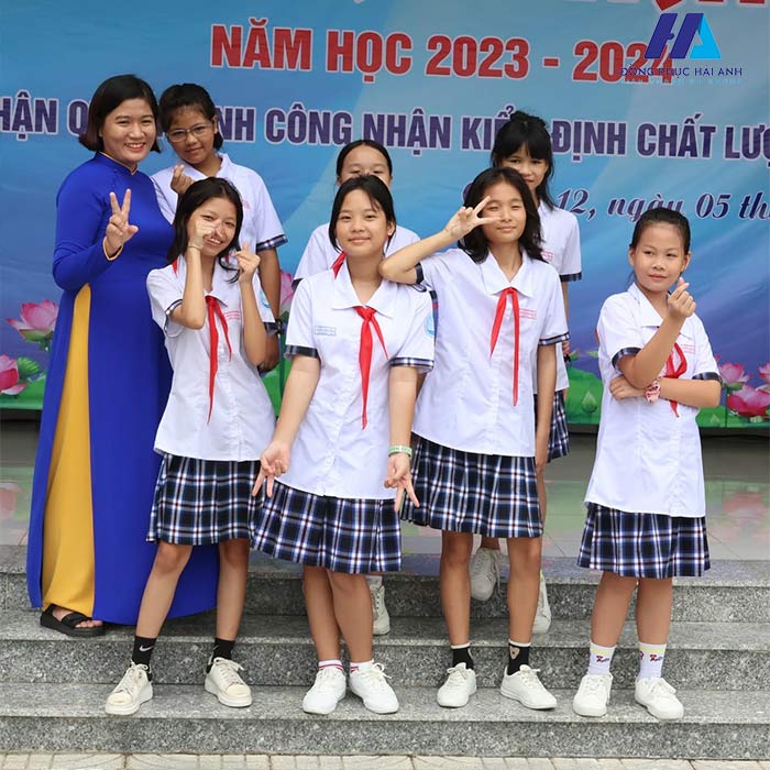 Đồng phục Trần Cao Vân được đánh giá cao từ thiết kế cho tới chất liệu cao cấp