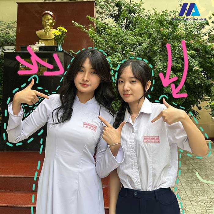 Trang phục học sinh Nguyễn Công Trứ được đánh giá là cực kỳ trẻ trung và năng động