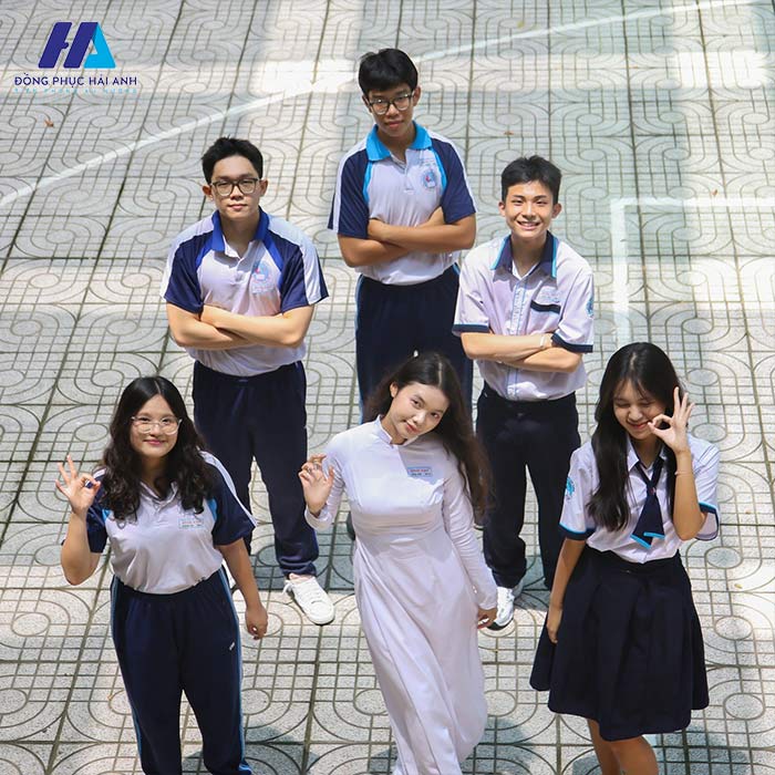So với những ngôi trường khác thì đồng phục Bình Phú thật sự có những nét phá cách khác biệt hơn