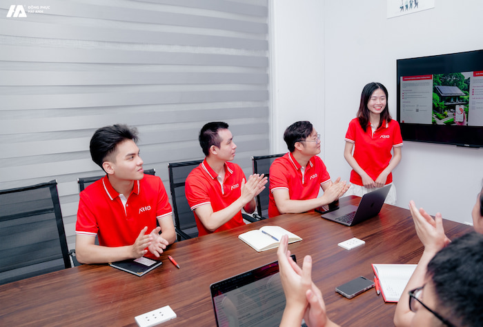 Chất liệu vải may cao cấp đảm bảo cảm giác khô thoáng, dễ chịu