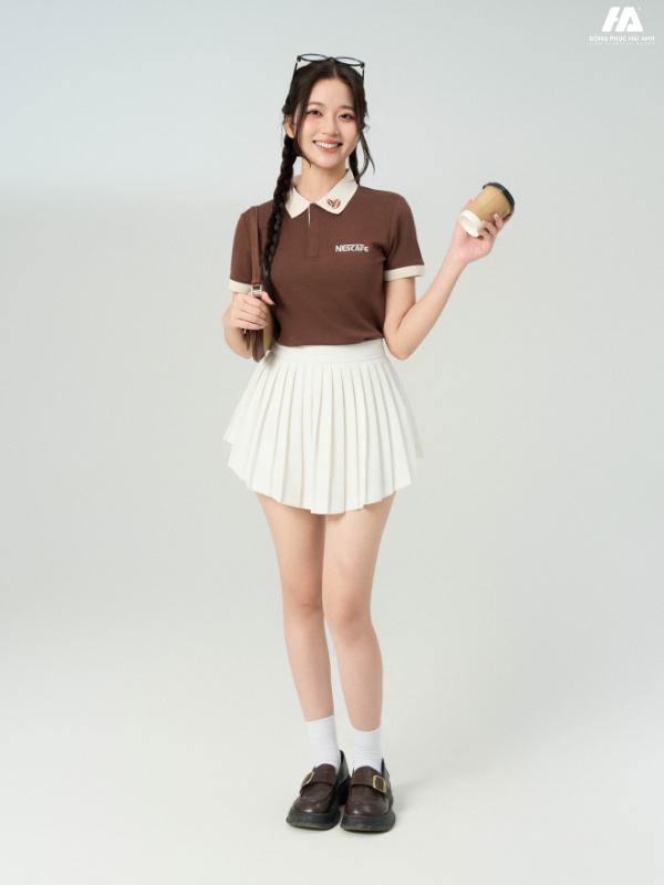 Áo đồng phục công ty Ultimate màu nâu phối màu be